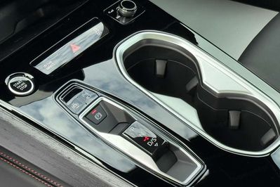 Audi A6 TDI quattro S line Avant