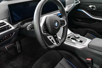 BMW Seria 3 330i xDrive M Sport