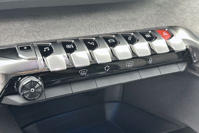 Peugeot 3008 GT 1.6 Hybrid e-EAT8