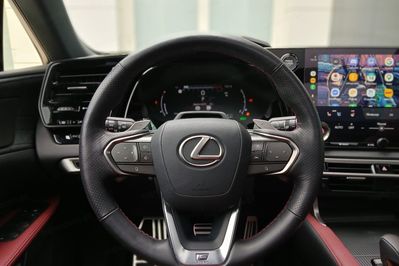 Lexus RX 500h F Sport