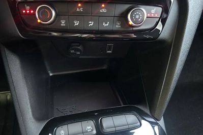 Opel Corsa Yes  1.2 T mHEV eDCT