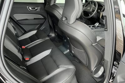 Volvo XC60 T8 Plug-In Hybrid AWD Plus Black Edition