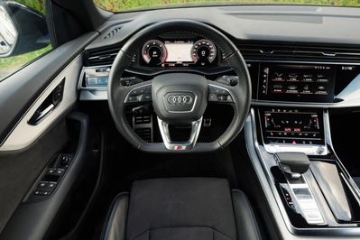 Audi Q8 50 TDI quattro S Line