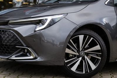 Toyota Corolla Style 1.8 Hybrid