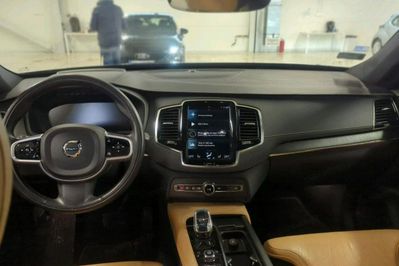 Volvo XC90 B5 D AWD Inscription 7os aut
