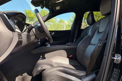 Volvo XC60 B5 B AWD Plus Black Edition aut