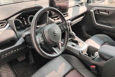 Suzuki Across 2.5 Plug-in Hybrid Elegance 4WD CVT