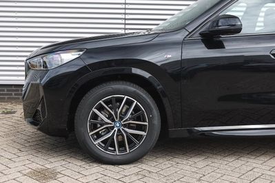 BMW iX1 eDrive20 M Sport