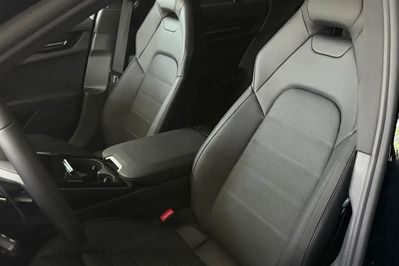 Porsche Panamera 4 E-Hybrid