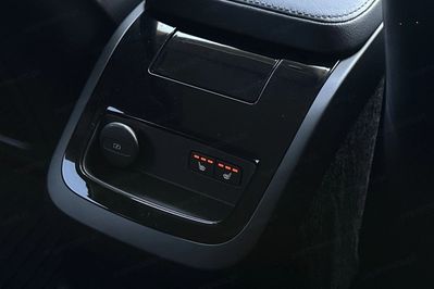 Volvo V90 T6 AWD Plug-In Hybrid Plus Dark aut