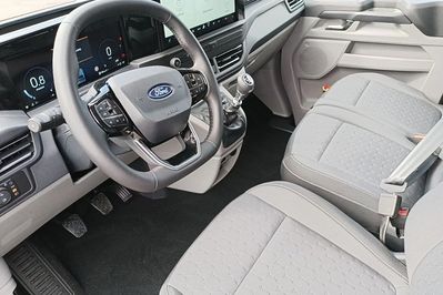 Ford Transit Custom Kombi EcoBlue 320 L2H1 Limited M1