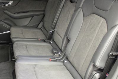 Audi Q7 SQ7 TFSI quattro