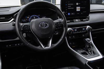 Toyota RAV4 Hybrid Selection 4x2