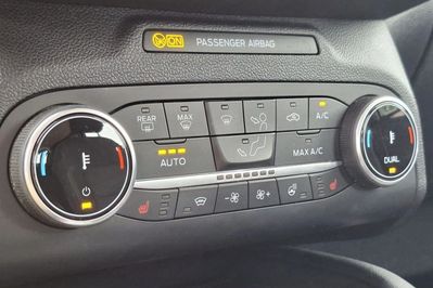 Ford Kuga 2.5 Fhev Fwd Titanium Ecvt