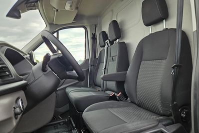 Ford Transit L4H3