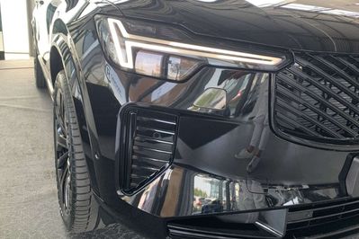 Volvo XC90 B5 AWD Ultra Black Edition