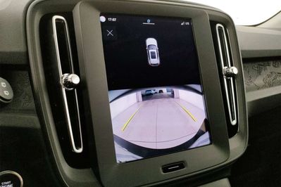 Volvo XC40 B3 Essential