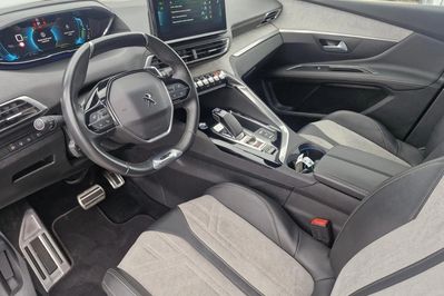 Peugeot 3008 1.6 PureTech HYbrid4 GT S&S EAT8