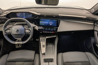 Peugeot 408 GT 1.2 mHEV e-DCS6