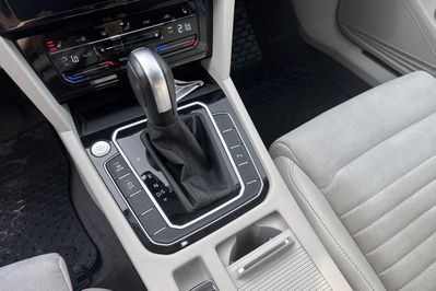 Volkswagen Passat Elegance 2.0 TDI DSG