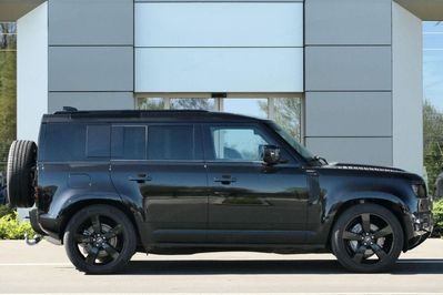 Land Rover Defender 110 D300 X-Dynamic HSE