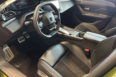 Peugeot 408 GT Exclusive S&S e-DCS6 1.2 PureTech mHEV