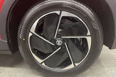 MG MGS5 49kWh Standard Range RWD Exclusive