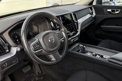 Volvo XC60 B4 D Momentum Pro