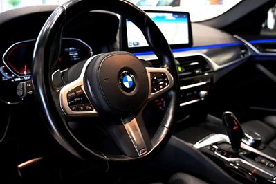BMW Seria 5 520d xDrive M Sport