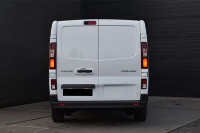 Renault Trafic L2H1 Extra AT9