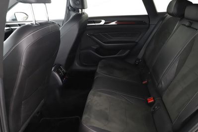 Volkswagen Arteon 2.0 TSI R-Line DSG