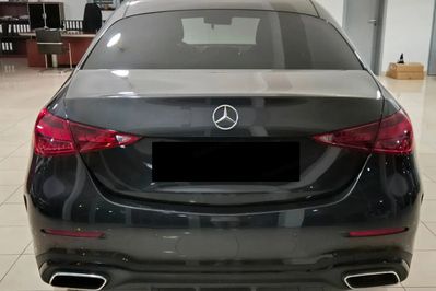 Mercedes C Klasa 200 d AMG