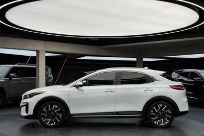 Kia XCeed 1.5 T-GDI Business Line DCT