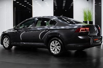 Volkswagen Passat 1.5 Tsi Evo Essence Dsg