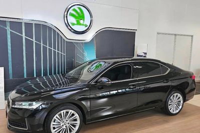 Skoda Superb L&K 2.0 TSI DSG 4x4