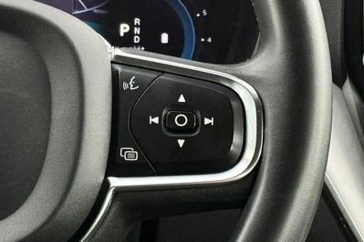 Volvo XC60 B4 B Momentum Pro