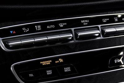Mercedes E Klasa 300 e 4MATIC AMG/Avantgarde
