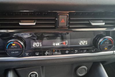 Nissan Qashqai 1.3 DIG-T mHEV N-Connecta Xtronic