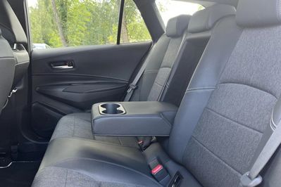 Toyota Corolla 1.8 Hybrid Style