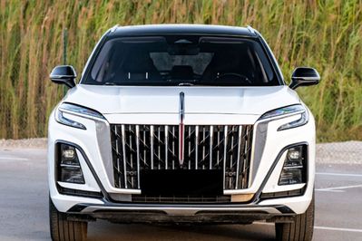 Hongqi HS3 1.5T FWD