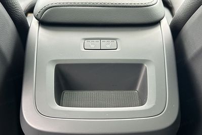 Volvo XC60 T6 Plug-In Hybrid AWD Plus Dark aut