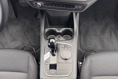 BMW Seria 1 118i Advantage