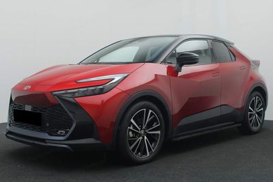 Toyota C-HR Executive 2.0 Plug-in Hybrid Dynamic Force