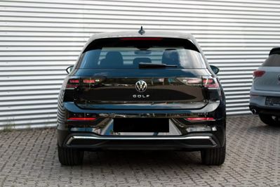 Volkswagen Golf Style 1.5 eTSI DSG