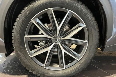 Lexus LBX Cool 1.5 Hybrid