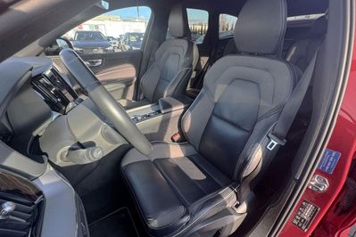 Volvo XC60 B4 D R-Design