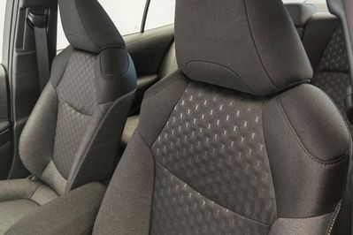 Toyota Corolla Comfort 1.5 benzyna