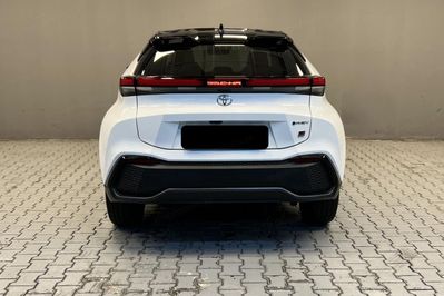 Toyota C-HR GR Sport 2.0 Hybrid Dynamic Force Plug-in