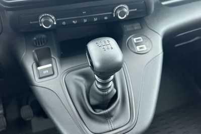 Peugeot Partner Van Long L2H1