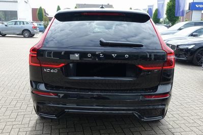 Volvo XC60 T6 Plug-In Hybrid AWD Ultra Dark